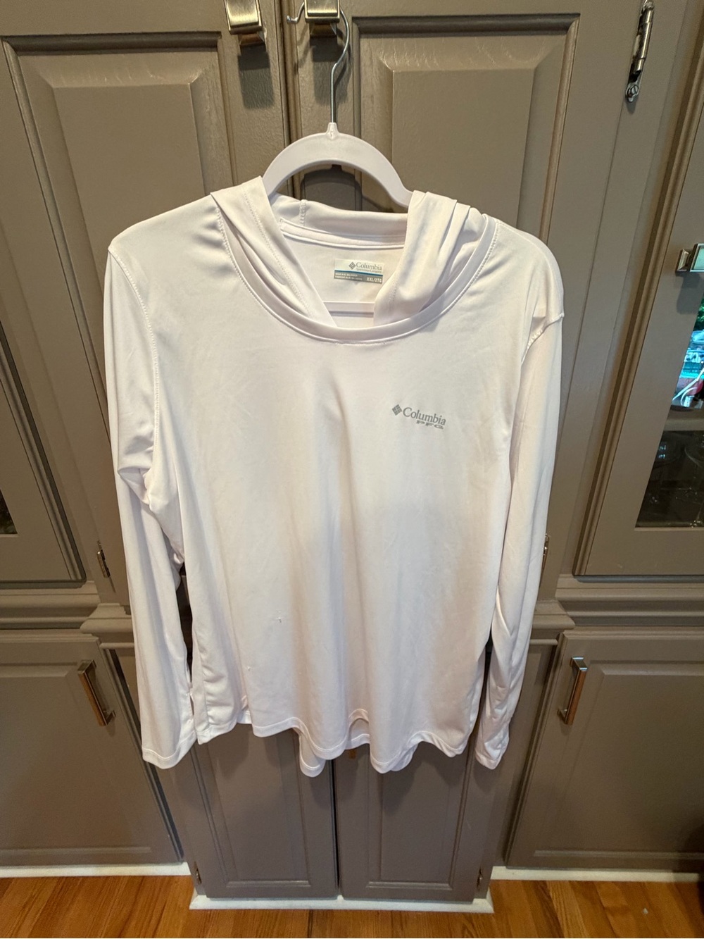 Columbia Women's White Hooded Long-Sleeve Pullover